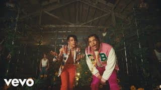 24kGoldn - Mood (Official Video) ft. Iann Dior